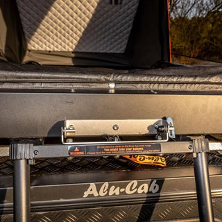 Alu-Cab Échelle Télescopique 2.6m + Sac Aluminium pour LT-50 sur Xperts4x4 Accessoires 4x4 Off-Road