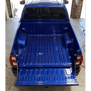 Bac de Benne Sans Rebord PRO-FORM Toyota Hilux 2016+ Double Cab sur Xperts4x4 Accessoires 4x4 Off-Road