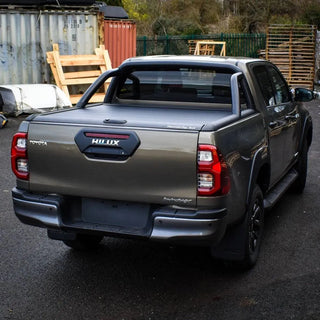 Couvre Benne MTR Toyota Hilux REVO 2016+ Double Cab Noir Mountain Top sur Xperts4x4 Accessoires 4x4 Off-Road