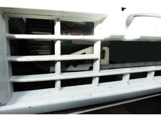 Platine de Treuil Mitsubishi Pajero 4 sur Pare-choc d'Origine sur Xperts4x4 Accessoires 4x4 Off-Road