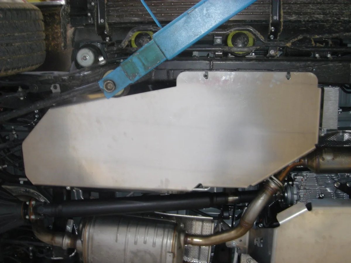 Blindage réservoir N4 - Aluminium 6mm - Toyota Land Cruiser 200 - Toyota LC200