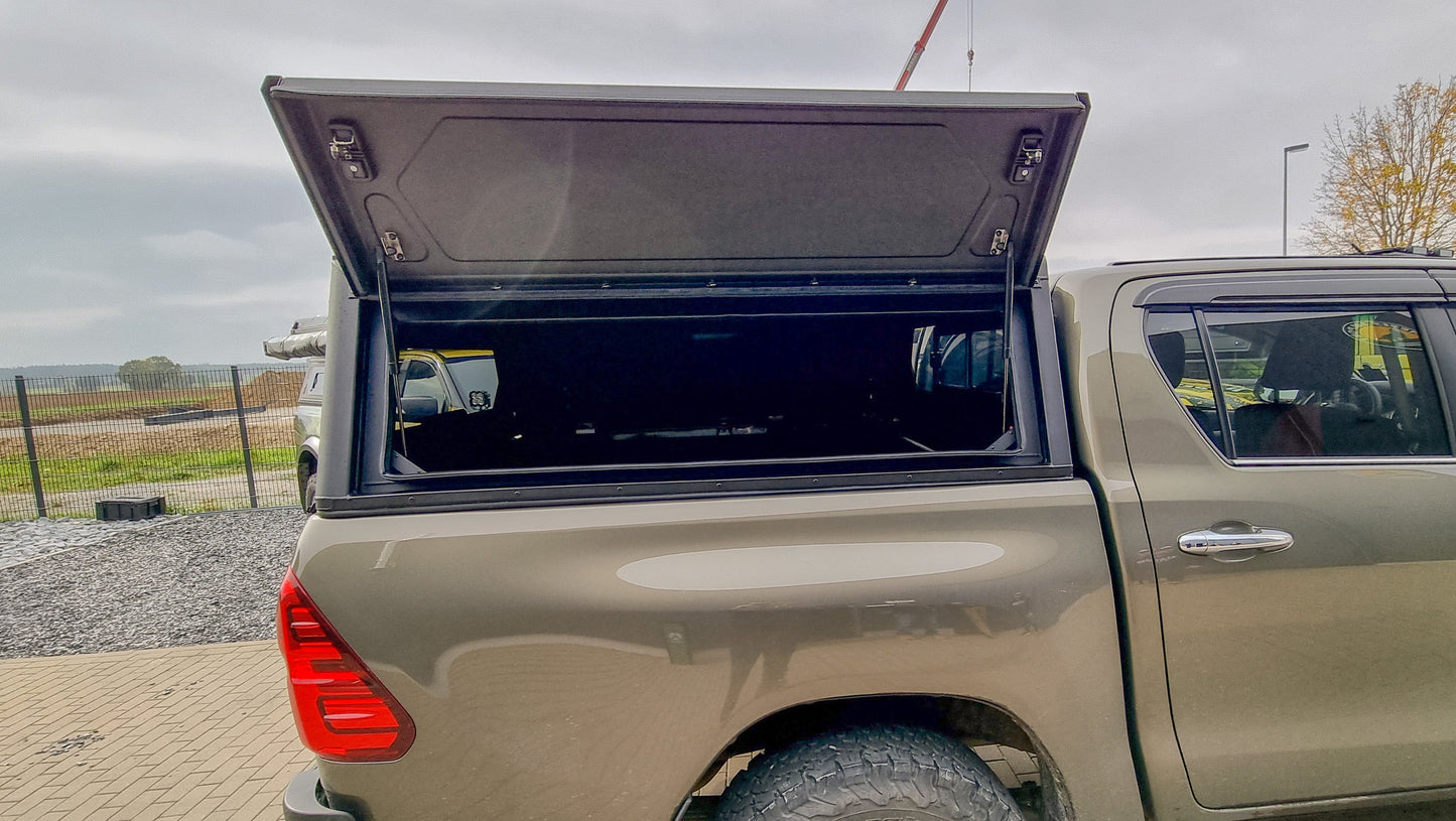 Hardtop Alu-Cab Contour Toyota Tundra 2022+ 5.5" CrewMax sur Xperts4x4 Accessoires 4x4 Off-Road