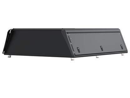 Hardtop Alu-Cab "Guard" pour Toyota Tundra 2022+, version lisse, en aluminium robuste, adapté au véhicule pickup.
