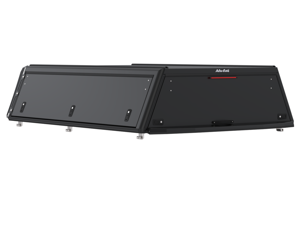Hardtop Alu-Cab "Guard" pour Toyota Tundra 2022+, version lisse, en aluminium robuste pour camion tout-terrain.