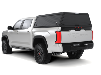 Hardtop Alu-Cab "Guard" en aluminium pour Toyota Tundra 2022+ avec texture, robuste et adapté au véhicule.