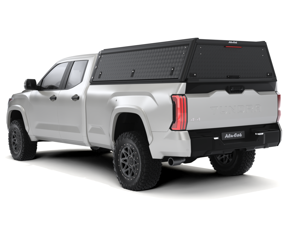 Hardtop Alu-Cab "Guard" en aluminium pour Toyota Tundra 2022+ avec texture, montage robuste et design résistant.