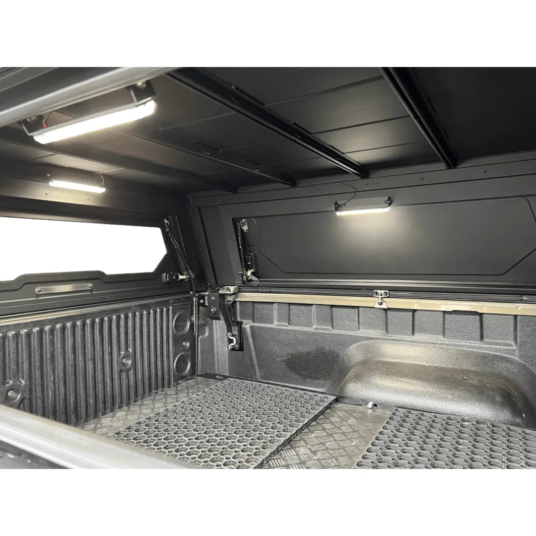 Hardtop Aluminium Alu-Cab Contour Ford F150 sur Xperts4x4 Accessoires 4x4 Off-Road