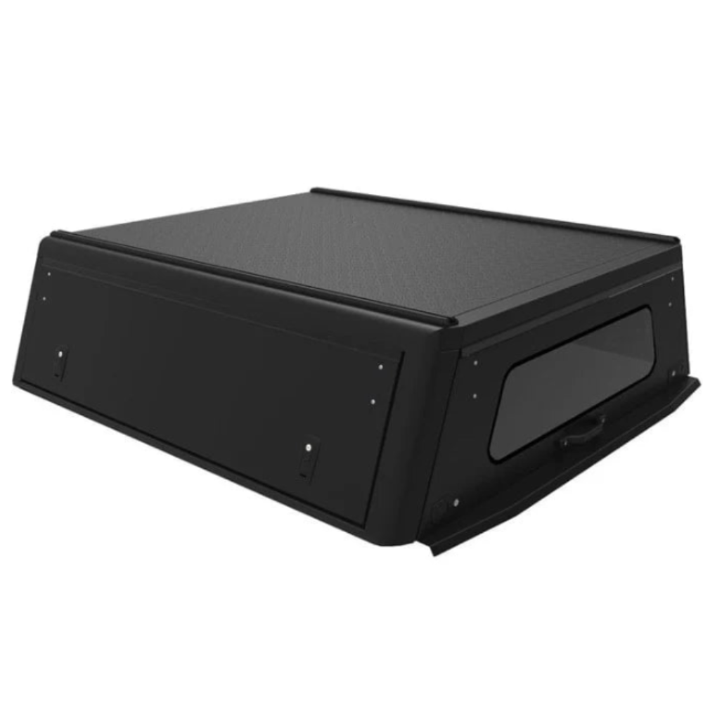 Capot rigide en aluminium Alu-Cab Explorer 3 pour Nissan Navara NP300 D23 2016+, robuste et léger, installation pour camping et transport.