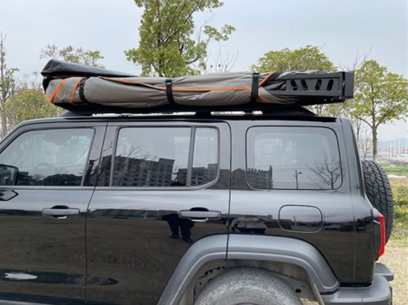 Auvent 270° XL Autoportant Overland | BULLFACE 470 Gauche sur Xperts4x4 Accessoires 4x4 Off-Road
