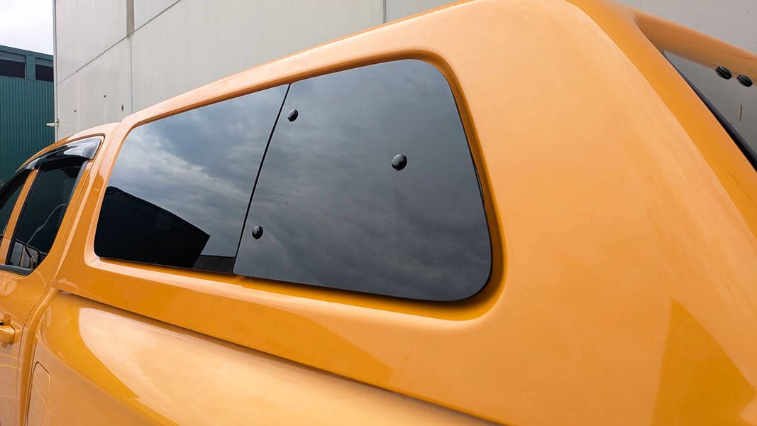 Hardtop STYLISH vitré Toyota Hilux 2026+ Double Cab | AEROKLAS Xperts 4x4