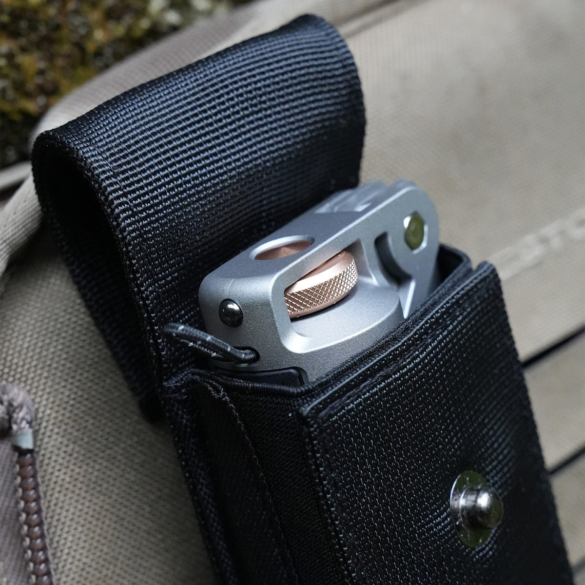 Housse rembourrée pour lampe TD-2 gris clair | OUTASK Xperts 4x4