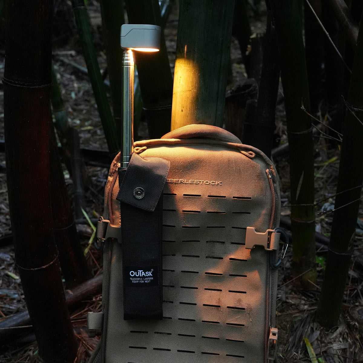Housse rembourrée pour lampe TD-2 vert armée | OUTASK Xperts 4x4