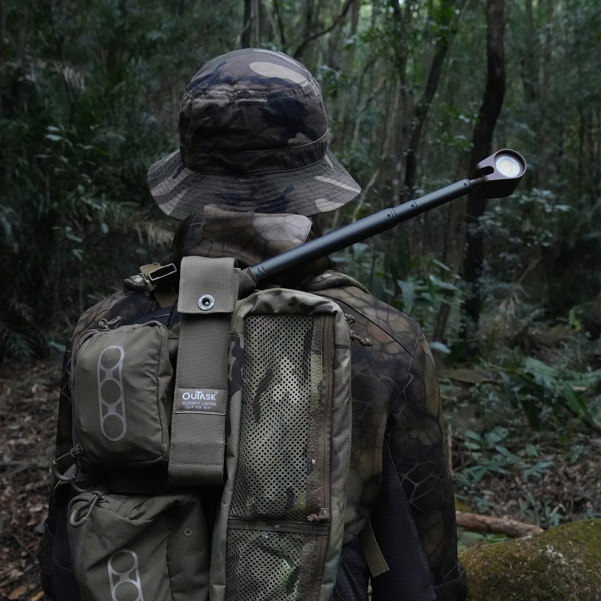 Housse rembourrée pour lampe TD-2 vert armée | OUTASK Xperts 4x4