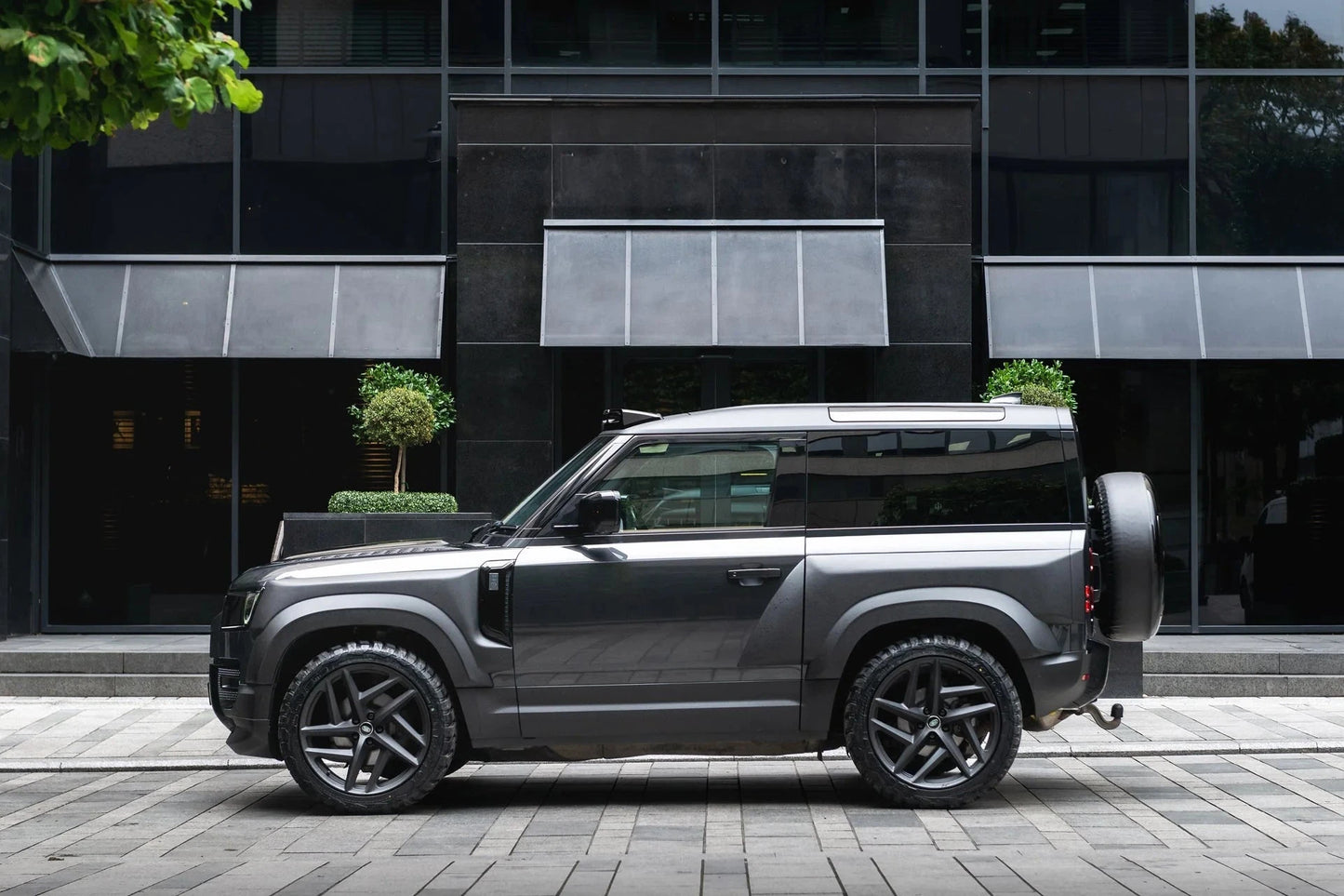 Kit Wide Track KAHN Defender 90 (2020+) - Look Off-Road & Premium sur Xperts4x4 Accessoires 4x4 Off-Road