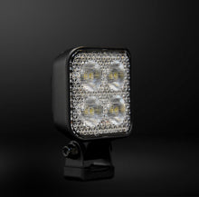 Feux de Travail LED Lumidrive Panoramax - Puissance & Étanchéité sur Xperts4x4 Accessoires 4x4 Off-Road