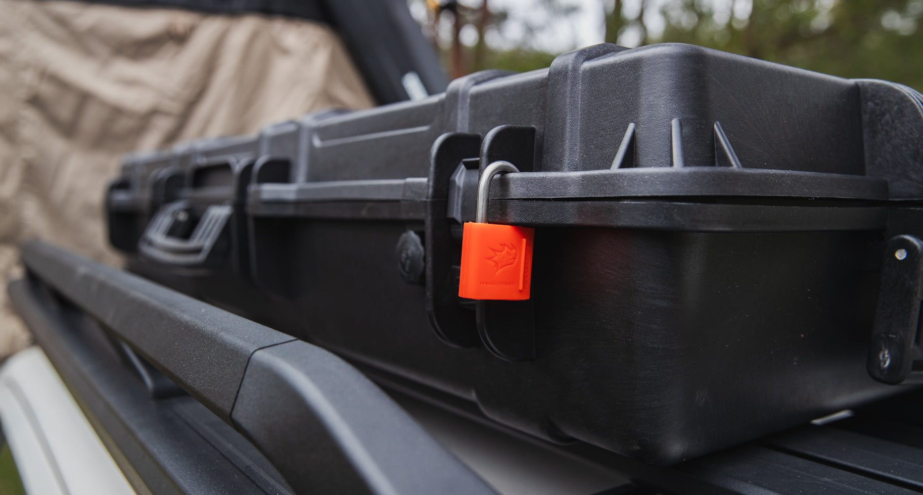Rhino-Rack Cargo Case 94L | Coffre de rangement robuste 4x4 sur Xperts4x4 Accessoires 4x4 Off-Road