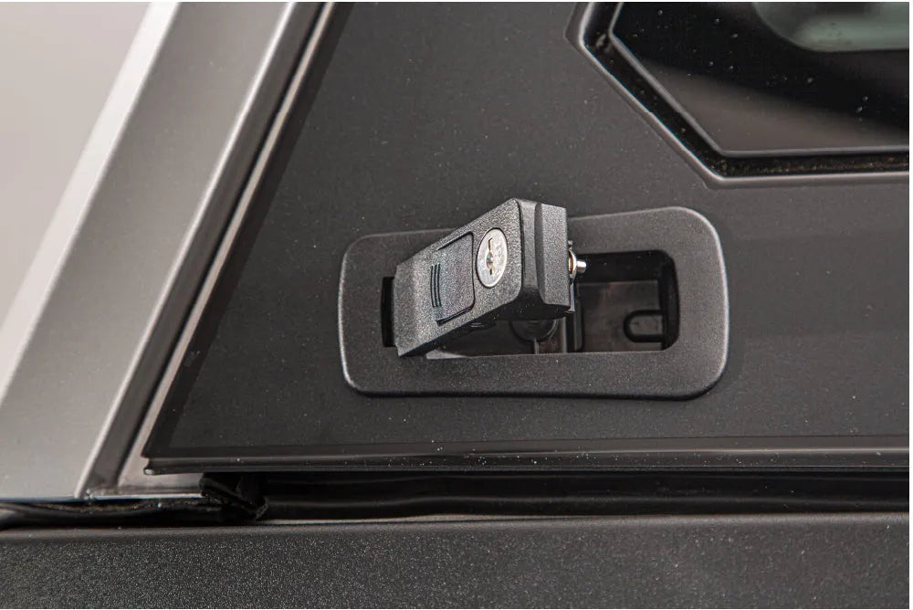Hardtop Toyota Tundra 2007 à 2021 | RSI EVOs Sport sur Xperts4x4 Accessoires 4x4 Off-Road