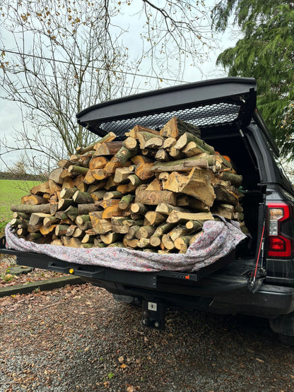 Plateau coulissant RUUUD pour VW Amarok 2010-2022 double cab, surface en métal robuste et rails de glissement.