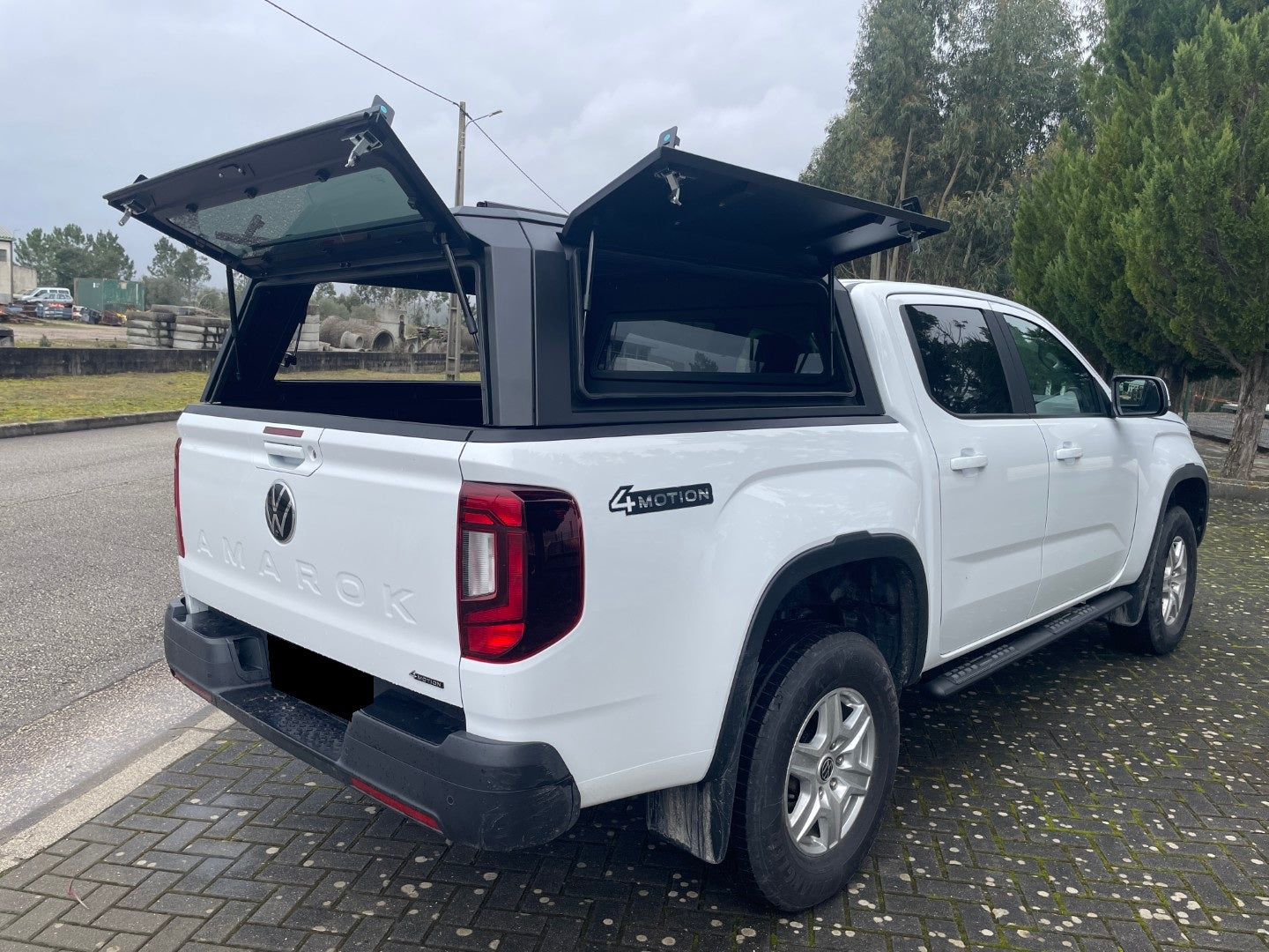 Hardtop Aluminium Line4x4 Double Cab | Vitré et Renforcé sur Xperts4x4 Accessoires 4x4 Off-Road