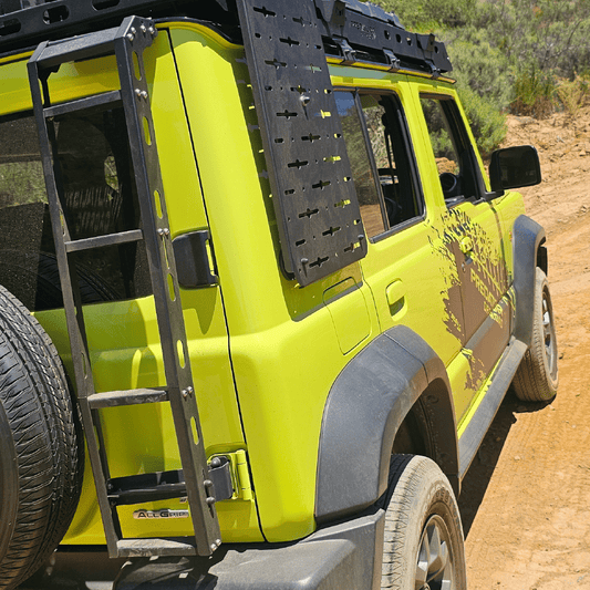 Échelle latérale Suzuki Jimny 3 portes (2018+) Predator Offroad sur Xperts4x4 Accessoires 4x4 Off-Road