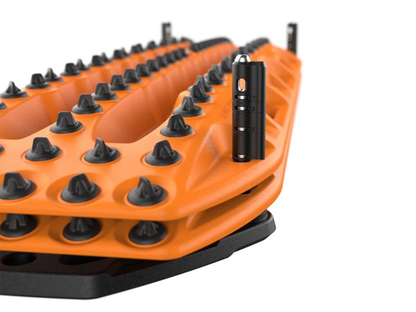 Fixation universelle longue Maxtrax 17 mm - Set de 4 pièces sur Xperts4x4 Accessoires 4x4 Off-Road