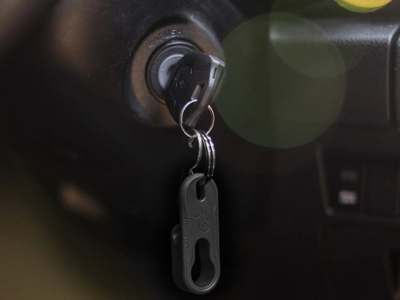 Porte-clés de serrage et desserrage de goupilles Maxtrax noir sur Xperts4x4 Accessoires 4x4 Off-Road