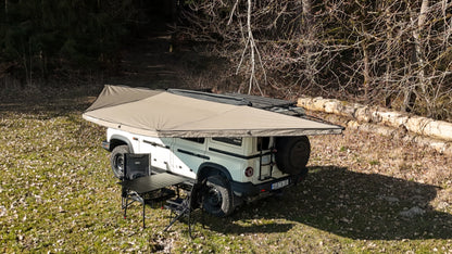 Auvent 180° Autoportant Rhino-Rack Batwing 2.2m - 8.4m² sur Xperts4x4 Accessoires 4x4 Off-Road