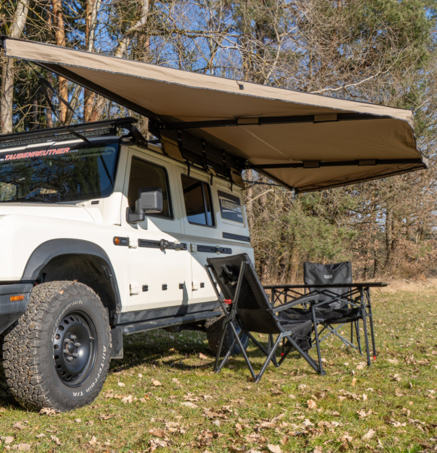 Auvent 180° Autoportant Rhino-Rack Batwing 2.2m - 8.4m² sur Xperts4x4 Accessoires 4x4 Off-Road