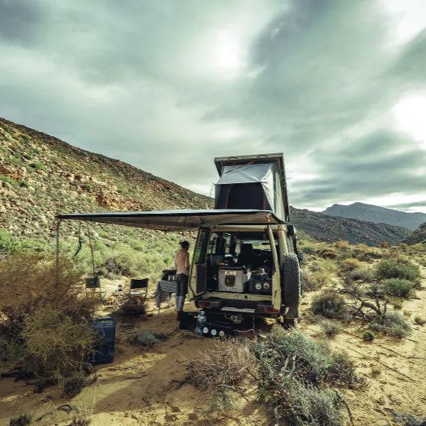 Auvent 270° Alu-Cab - 2,6m | Autoportant & Résistant sur Xperts4x4 Accessoires 4x4 Off-Road