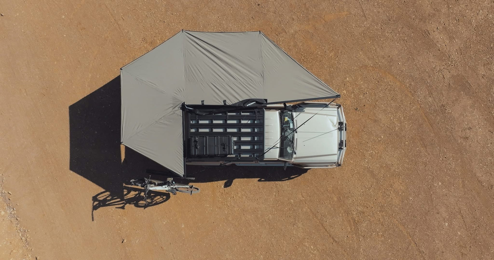 Auvent 270° Rhino-Rack Batwing Autoportant Latéral | Gauche sur Xperts4x4 Accessoires 4x4 Off-Road