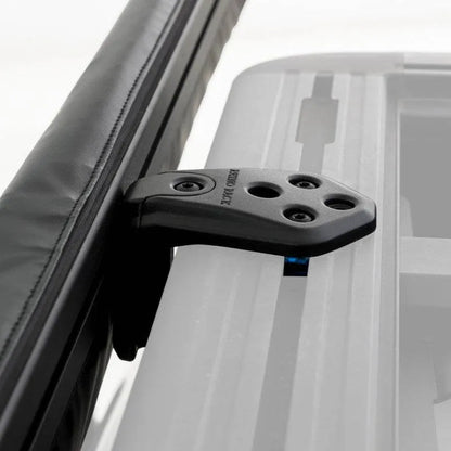 Auvent Lateral RHINORACK Sunseeker - avec fixations STOW IT sur Xperts4x4 Accessoires 4x4 Off-Road