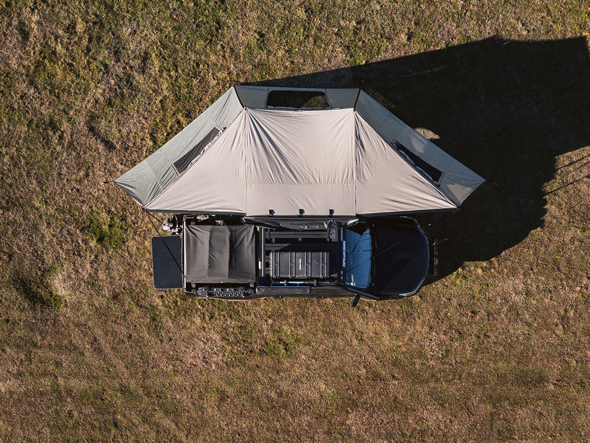 Kit Murs Rhino-Rack Auvent Batwing 180° - Extension Abri Tout-Terrain sur Xperts4x4 Accessoires 4x4 Off-Road