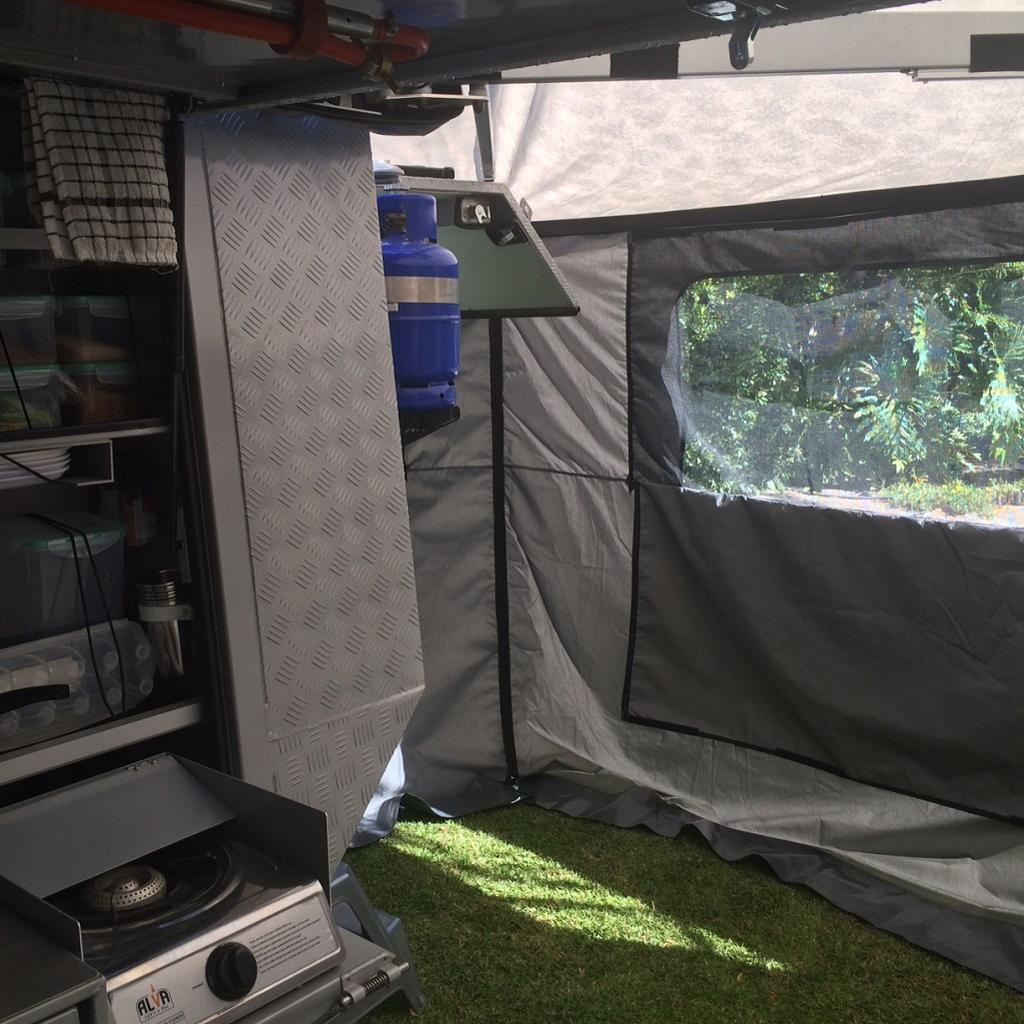 Parois/Murs pour Auvent 270° ALU-CAB Shadow 2.5m sur Xperts4x4 Accessoires 4x4 Off-Road