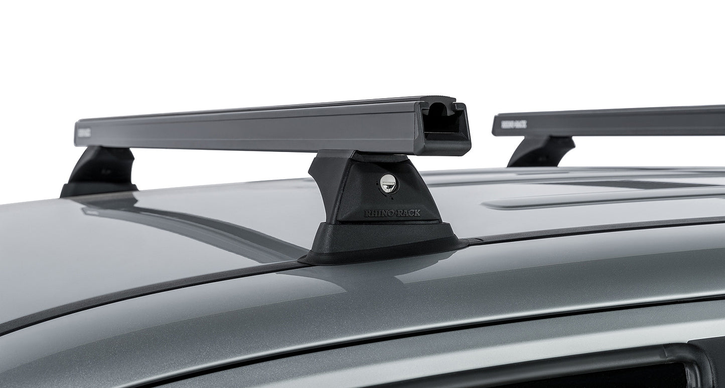 Kit 2 barres de toit noire 1375mm Heavy Duty avec pieds RCH Volkswagen Amarok 2H 2011-2023 - RHINO-RACK sur Xperts4x4 Accessoires 4x4 Off-Road