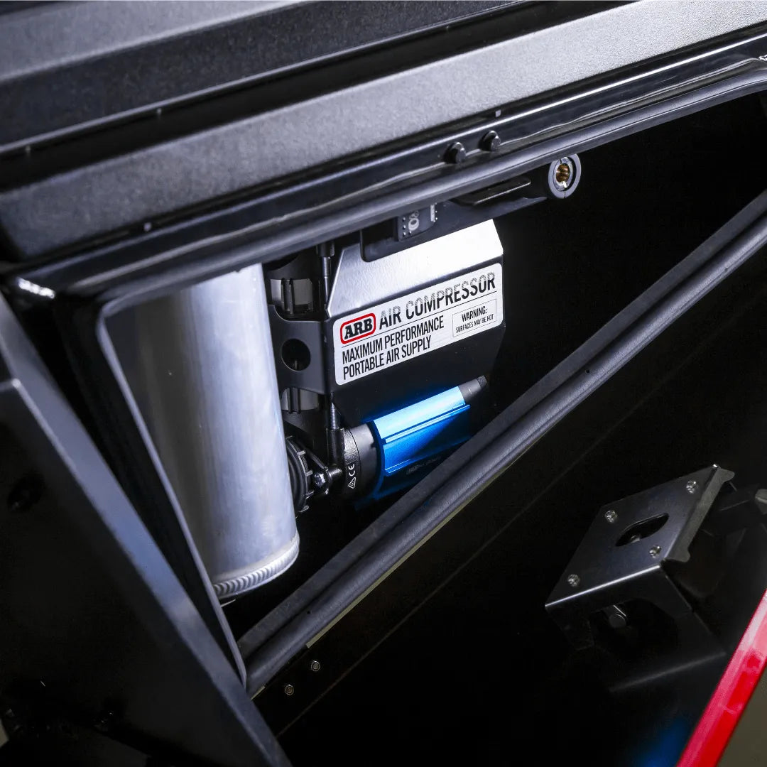 Compresseur double ARB 12/24V malette 174L/min avec reserve sur Xperts4x4 Accessoires 4x4 Off-Road