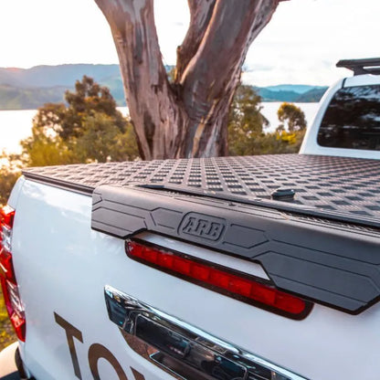 Hardlid ARB | Couvre-Benne Aluminium | Toyota Hilux 2016+ Double Cab sur Xperts4x4 Accessoires 4x4 Off-Road