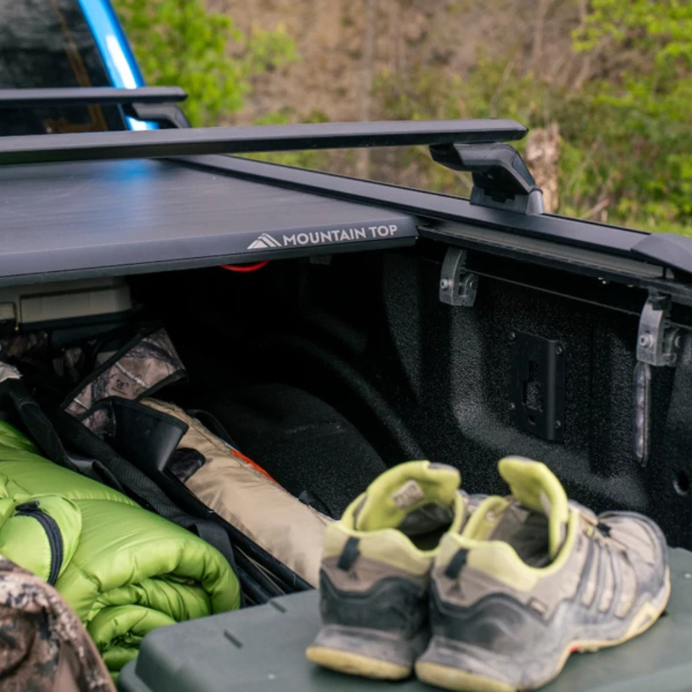 Rideau de Benne RealTruck Mountain Top EVOm Manuel Ford F-150 5.5ft 2015+ | Noir sur Xperts4x4 Accessoires 4x4 Off-Road