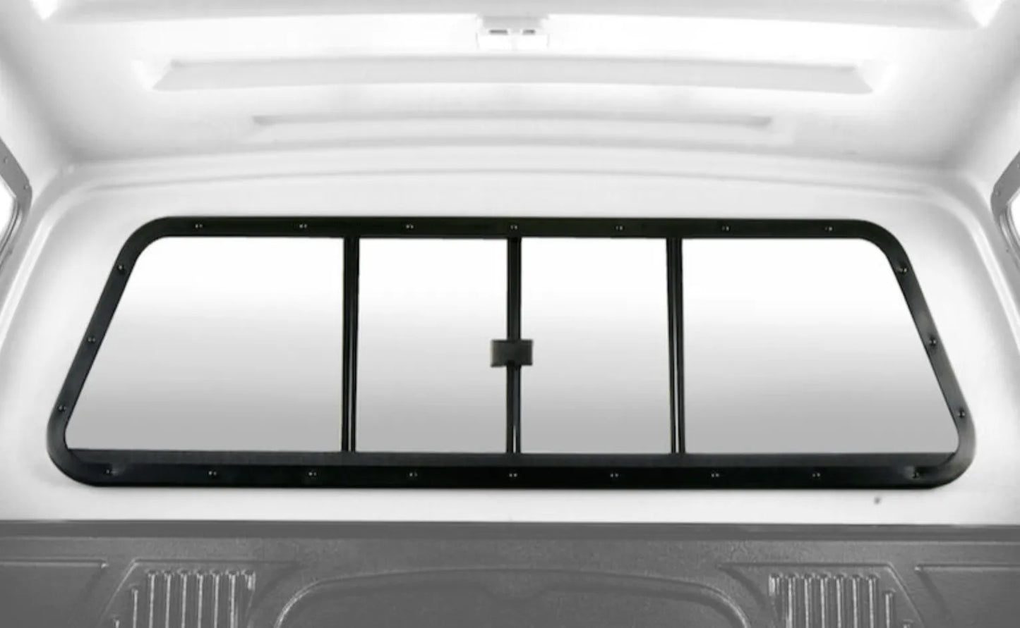 Hardtop Aeroklas Ford Ranger/Raptor 2023+ NEXT GEN | Double Cab sur Xperts4x4 Accessoires 4x4 Off-Road