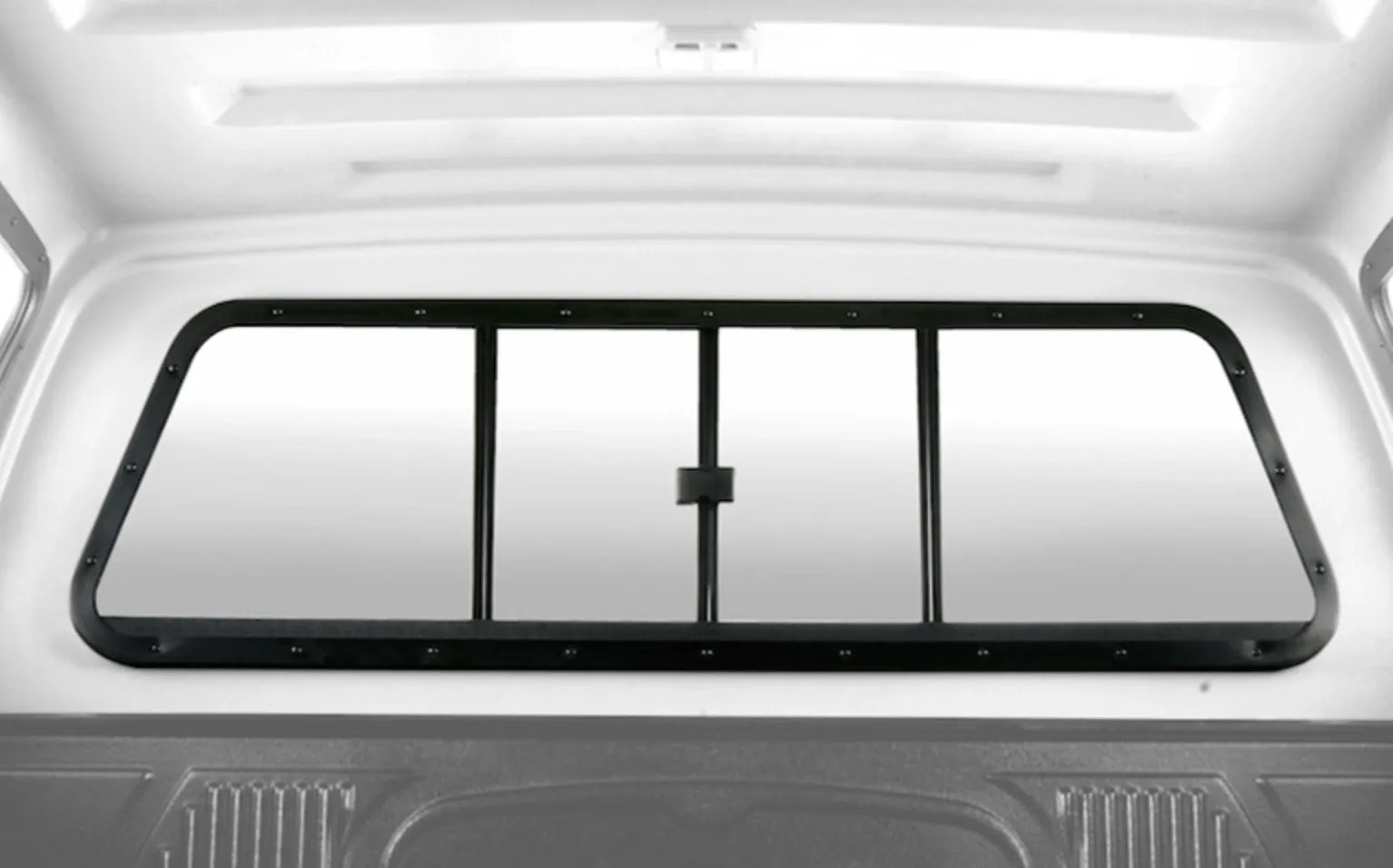 Hardtop Aeroklas Isuzu Dmax 2021+ Extra Cab sur Xperts4x4 Accessoires 4x4 Off-Road