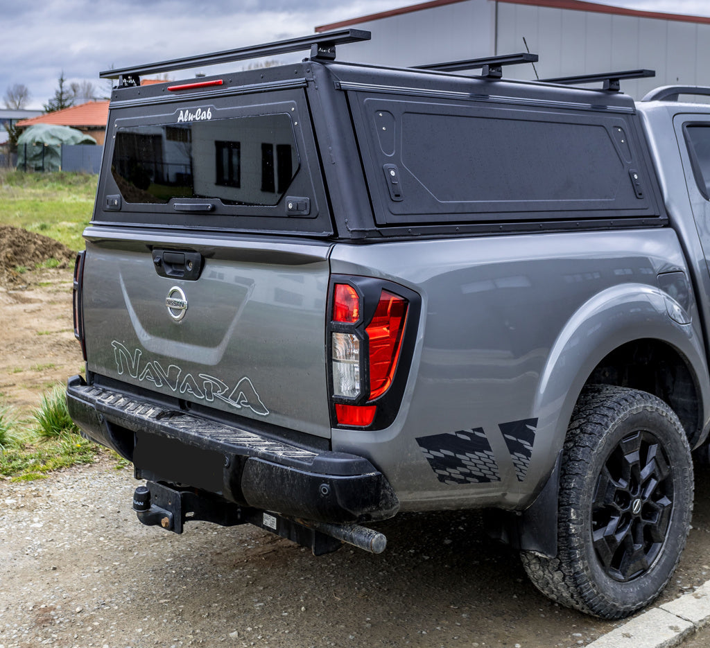 Hardtop Alu-Cab Contour Nissan Navara 2016+ Double Cab sur Xperts4x4 Accessoires 4x4 Off-Road
