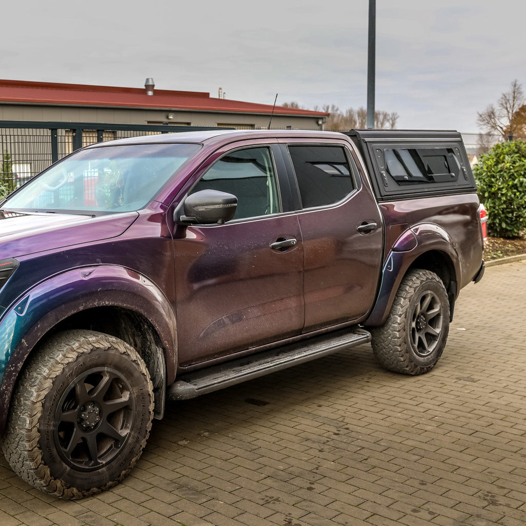 Hardtop Alu-Cab Contour Nissan Navara 2016+ Double Cab sur Xperts4x4 Accessoires 4x4 Off-Road