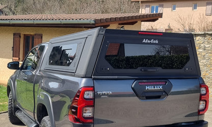 Hardtop Alu-Cab Contour Toyota Hilux 2016 à Présent sur Xperts4x4 Accessoires 4x4 Off-Road