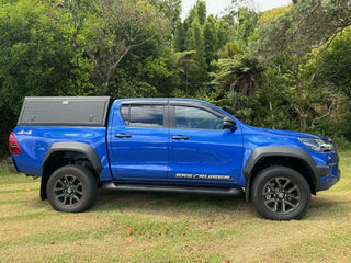 Hardtop Alu-Cab Explorer 3 Mitsubishi L200 2016+ sur Xperts4x4 Accessoires 4x4 Off-Road