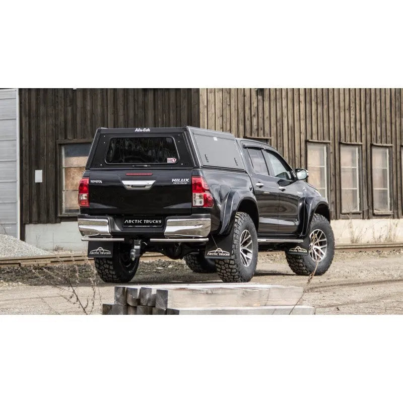 Hardtop Alu-Cab Explorer 3 Toyota Hilux 2016 à Présent sur Xperts4x4 Accessoires 4x4 Off-Road