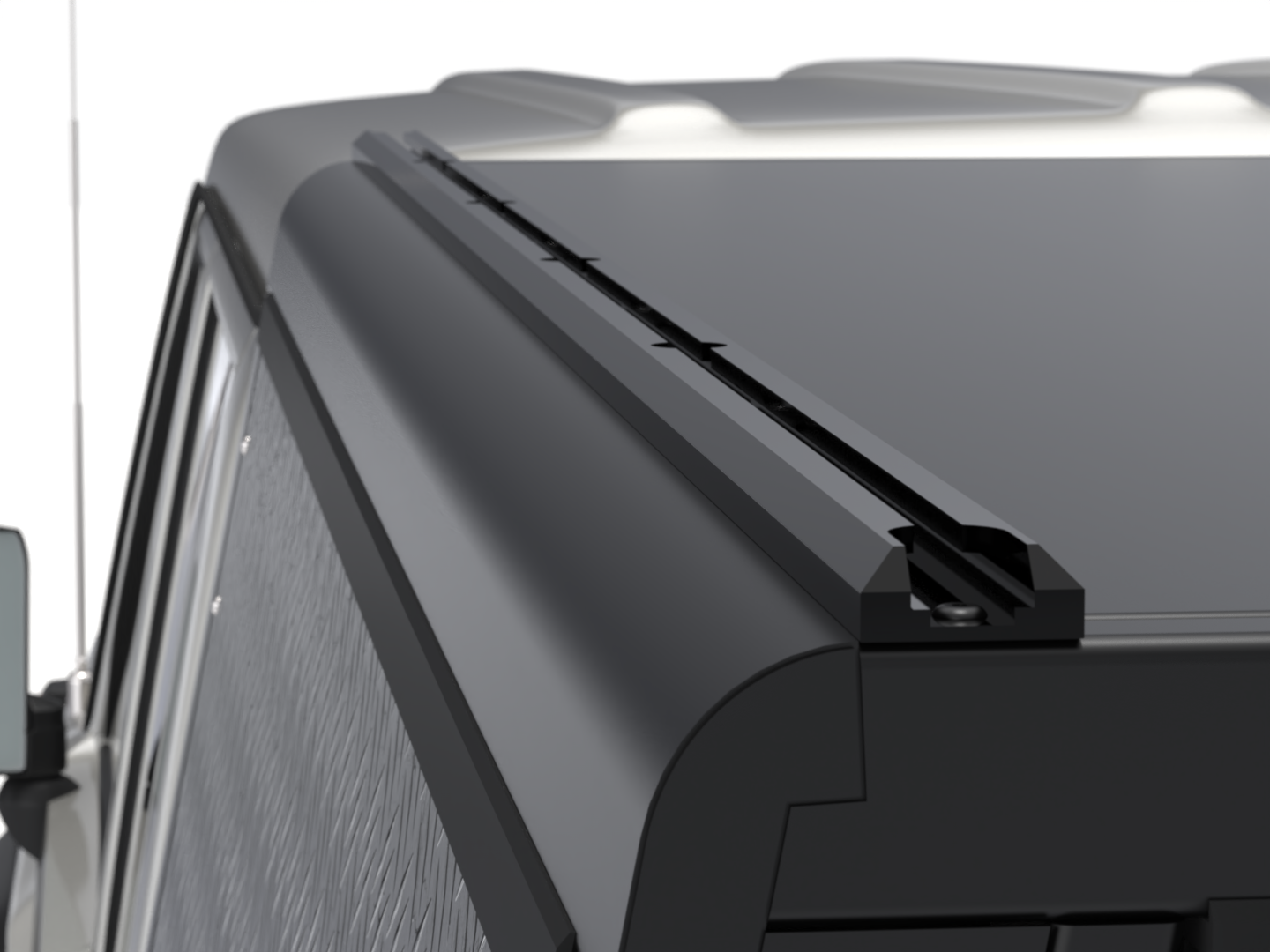 Hardtop Alu-Cab Explorer 3 Toyota Land Cruiser 79 Double-Cab sur Xperts4x4 Accessoires 4x4 Off-Road