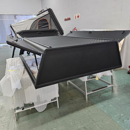 Hardtop Alu-Cab noir pour Ford Ranger 2023+ Single Cab, robuste et élégant, adapté pour Explorer.