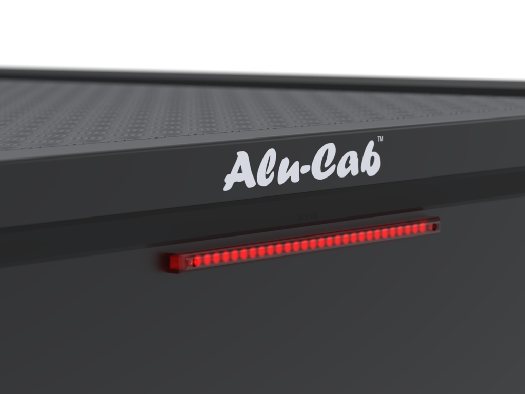 Hardtop Alu-Cab "Guard" Toyota Tacoma 2016-2023 (Version Lisse) sur Xperts4x4 Accessoires 4x4 Off-Road