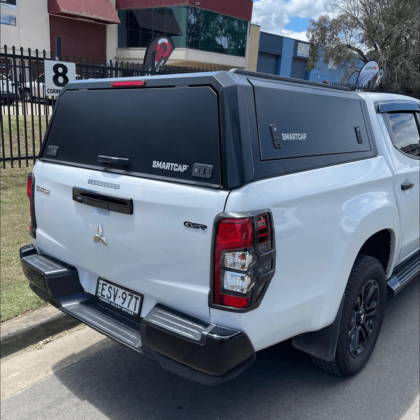Hardtop Mitsubishi L200 2015+ | RSI SmartCap EVOd Defender sur Xperts4x4 Accessoires 4x4 Off-Road