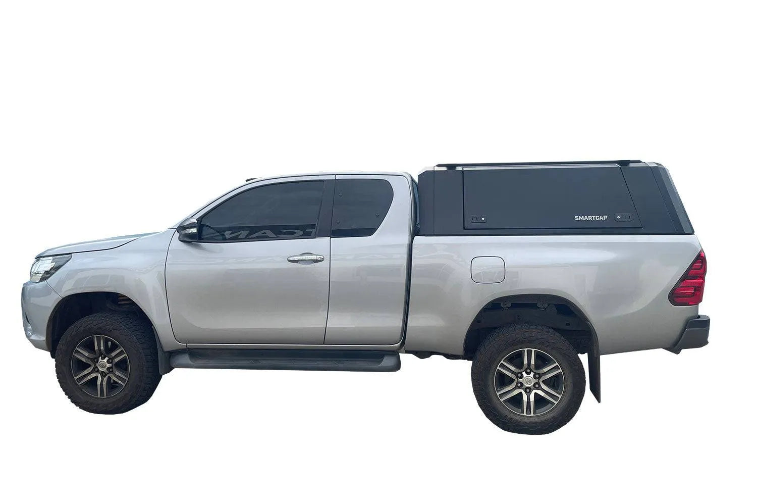 Hardtop Toyota Hilux REVO 2016+| RSI EVOc Commercial sur Xperts4x4 Accessoires 4x4 Off-Road