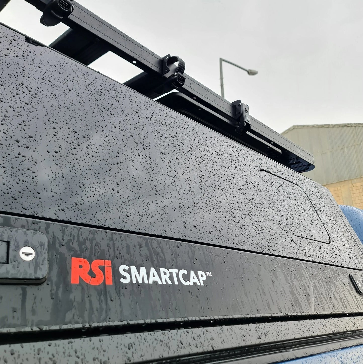 Hardtop Toyota Tacoma 2016-20 - Benne Standard | RSI EVOs SPORT sur Xperts4x4 Accessoires 4x4 Off-Road